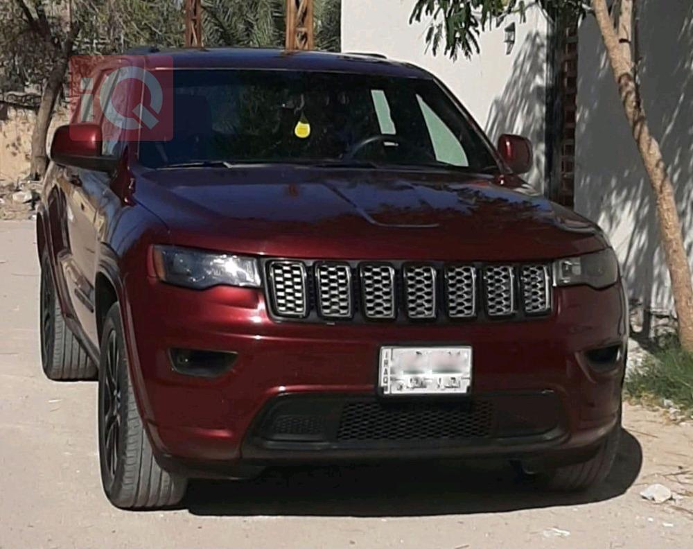 جیپ گراند شیرۆکی